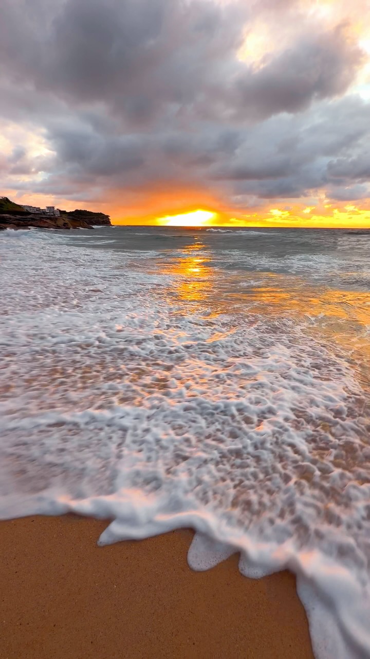 Daily Sunrise at Bronte Beach 💛