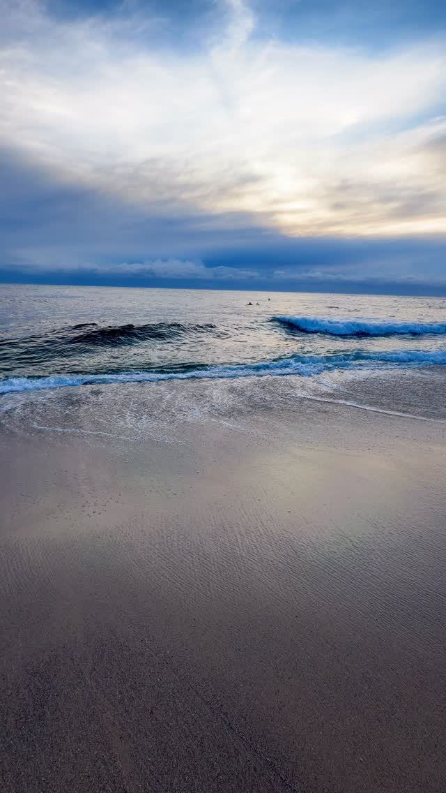 #bestsunrise  #exploreaustralia #bronte #Australia #BronteBeach #feelnewsydney #feelnsw #Bondi #bondibeach #ilovesydney #seeaustralia #sunrise #art #fineartphotography
#sunriselover #landscapephotography #seascapes  #discoverearth #moody #australianphotography #visualarts