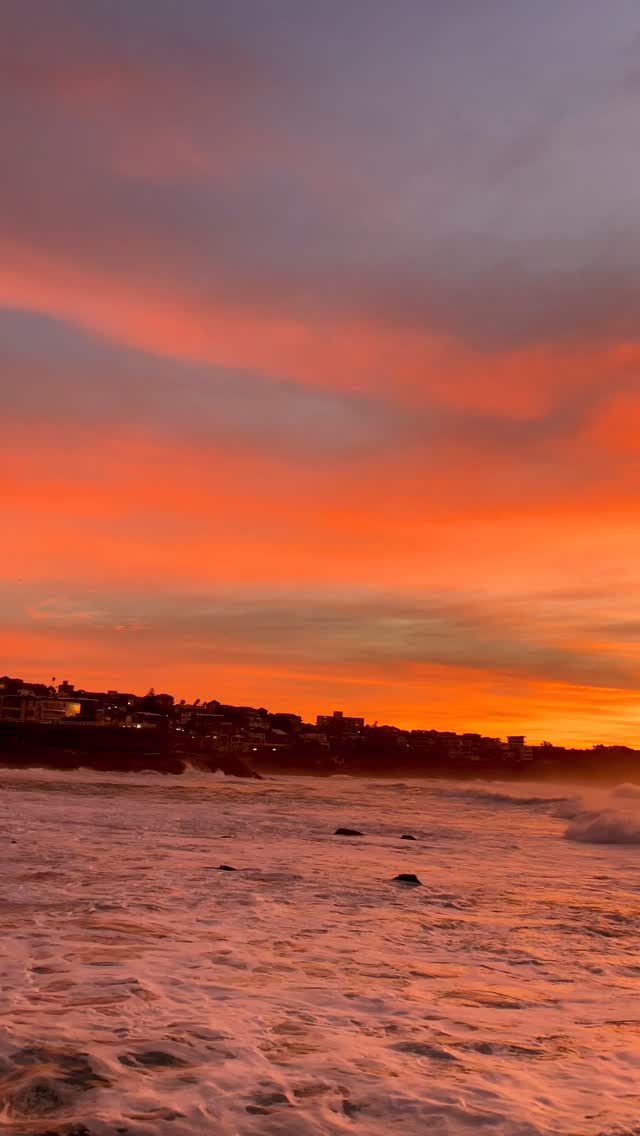 Daily Sunrise at Bronte Beach 🌅
