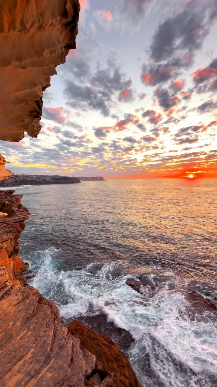 Daily Sunrise at Bronte Beach 💛