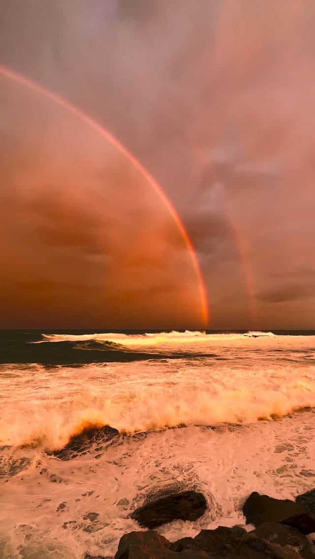 One of the craziest storm sunsets I’ve ever captured 🙌🏼
