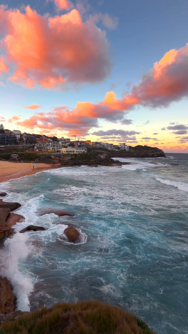 No matter how many times, Sydney sunsets never get old 🫶🏻