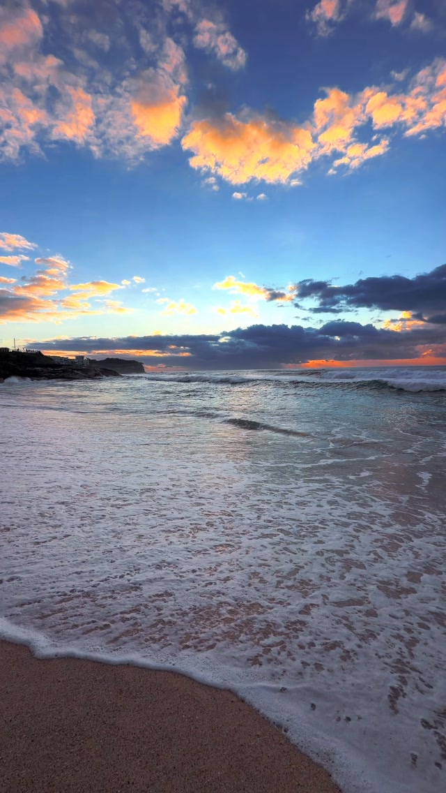 Bronte Beach every day 💛