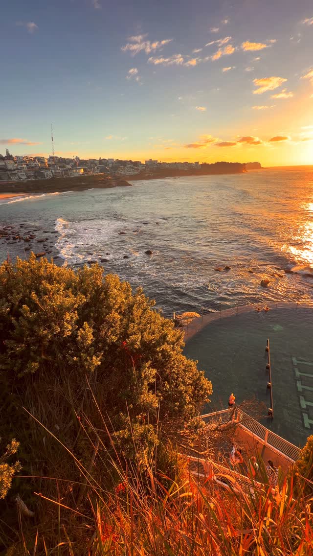 I still haven’t found a better place to watch the sunrise in Sydney 🫶🏻