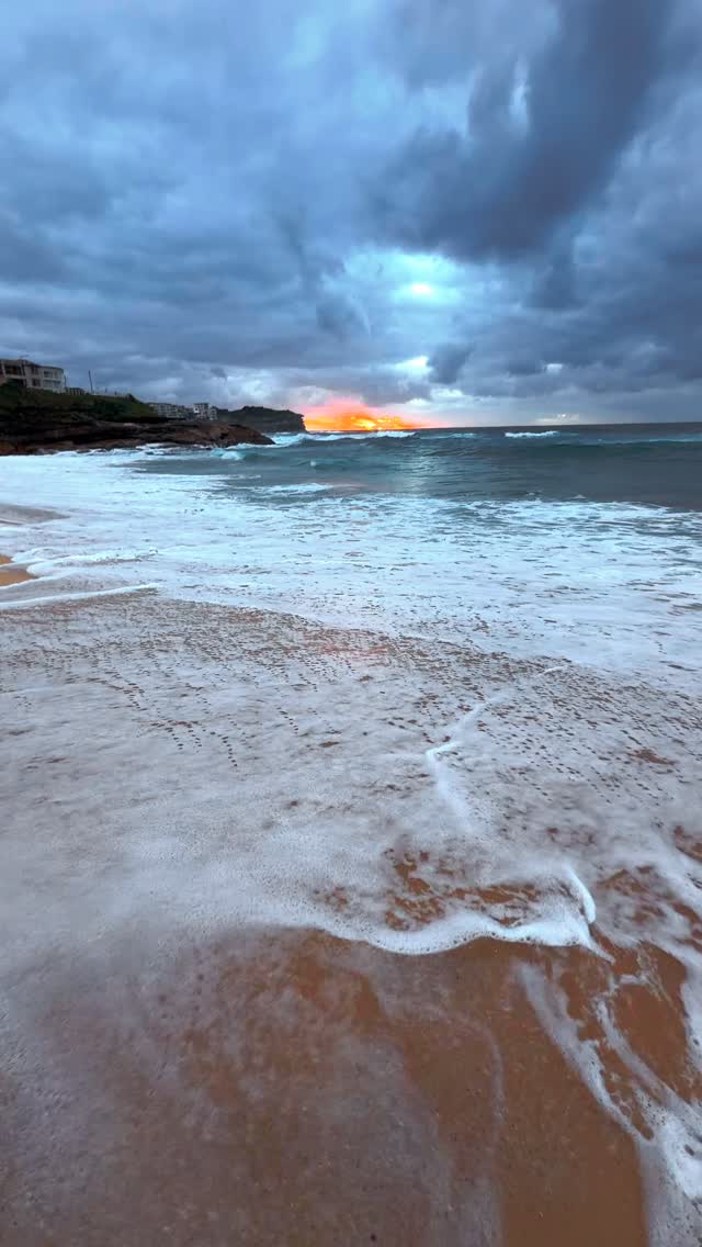 Bronte Beach every day 💛
