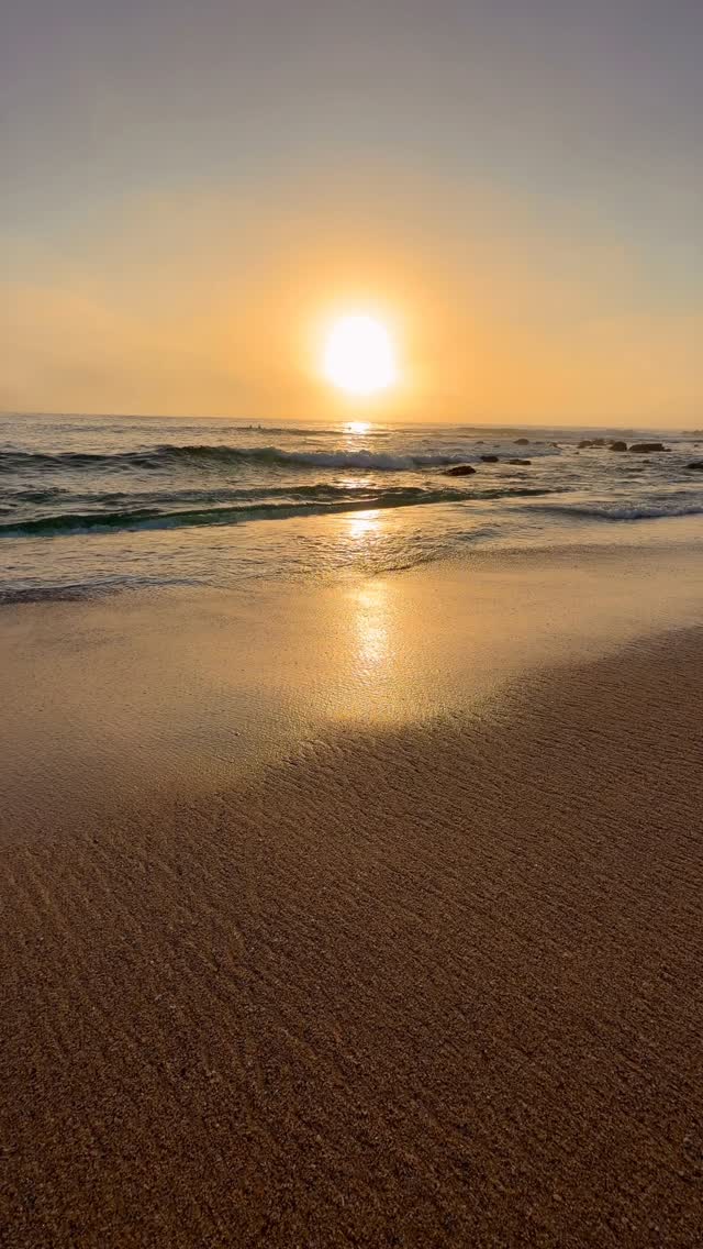 #bestsunrise  #exploreaustralia #bronte #Australia #BronteBeach #feelnewsydney #feelnsw #Bondi #bondibeach #ilovesydney #seeaustralia #sunrise #art #fineartphotography
#sunriselover #landscapephotography #seascapes  #discoverearth #moody #australianphotography #visualarts