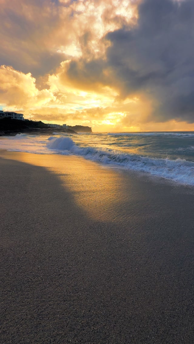 The path to paradise isn’t paved. It’s covered in sand 💛