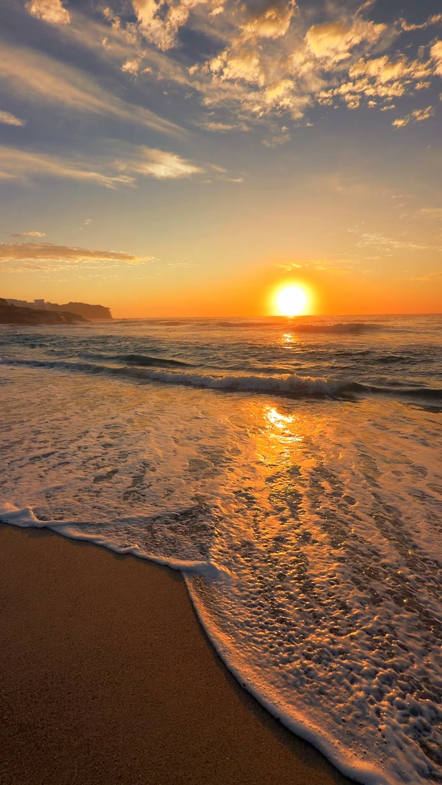 Bronte Beach every day 💛