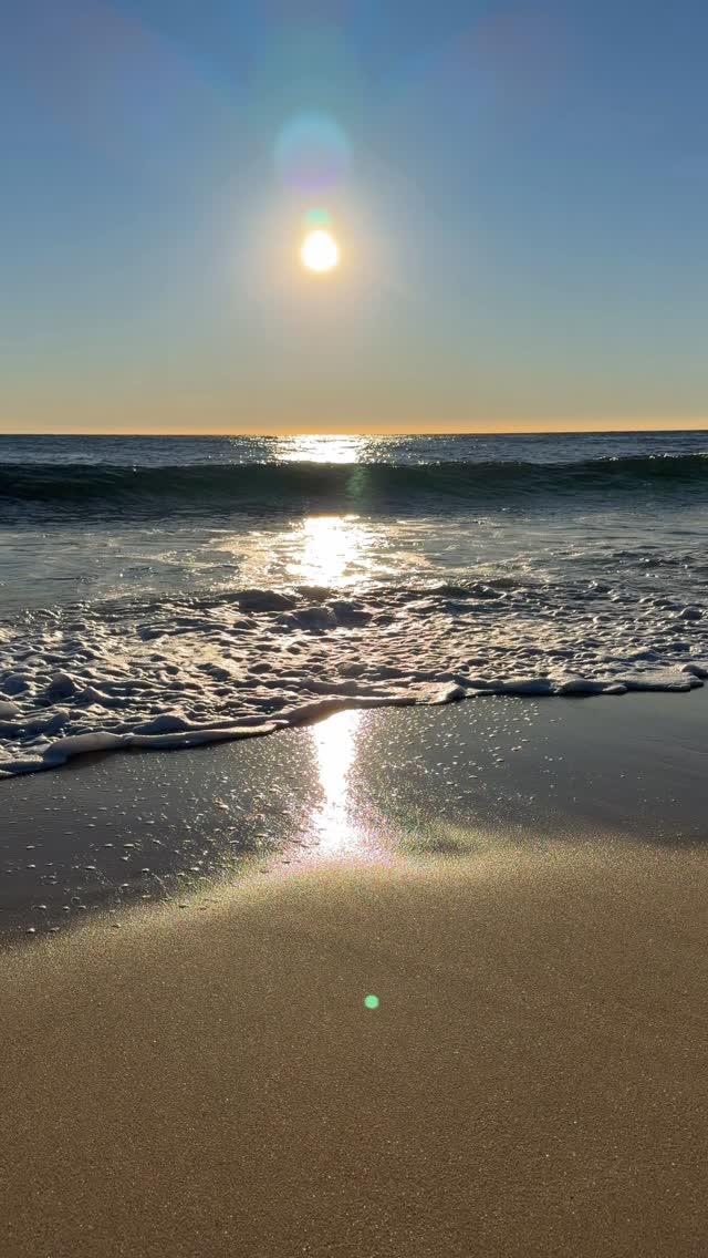 #goodmorning #Bronte #Australia #BronteBeach #feelnewsydney #feelnsw 
#exploreaustralia #Bondi #bondibeach #ilovesydney #seeaustralia #sunrise
#bondilife #seeaustralia #sunriselover #landscapephotography #seascapes  #discoverearth
