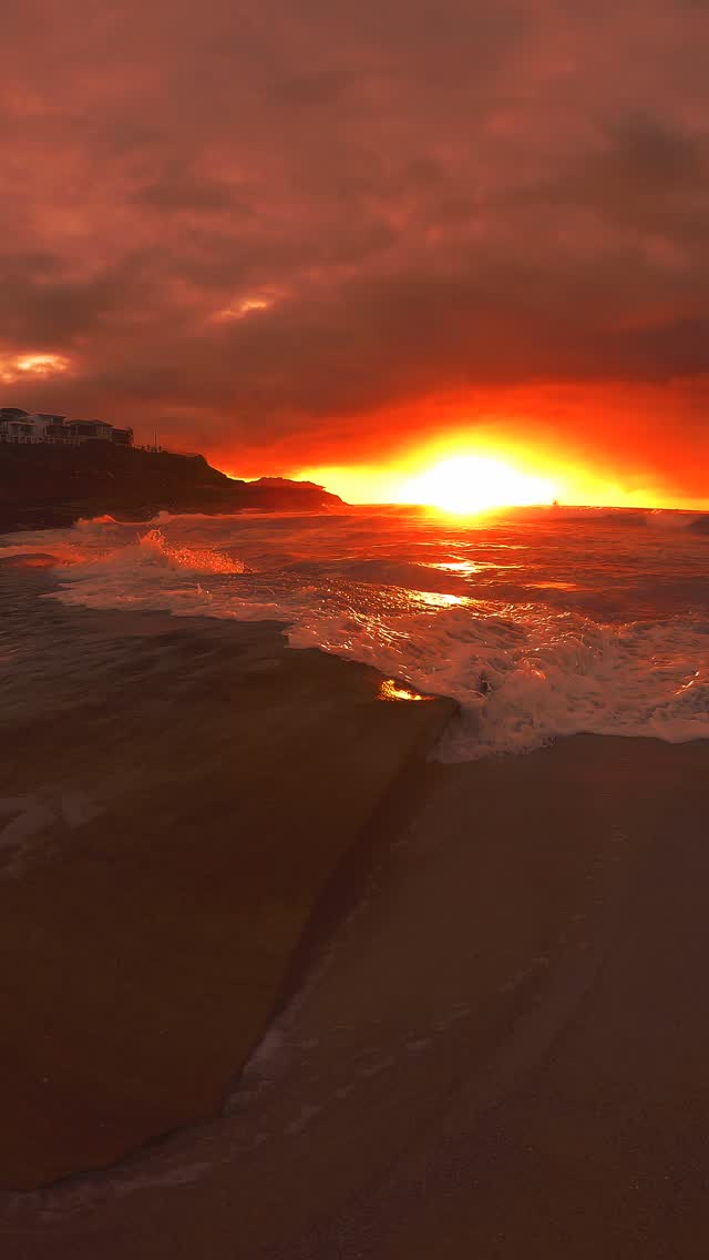 Do sunrises get any better than this 🔥❤️