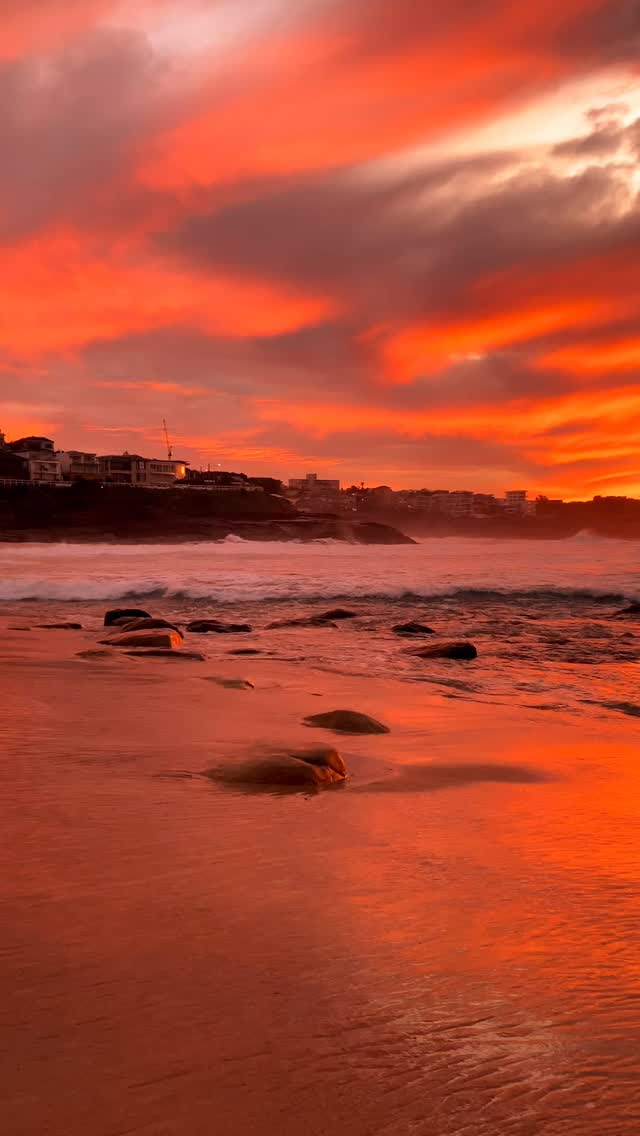 Daily Sunrise at Bronte Beach 🌅