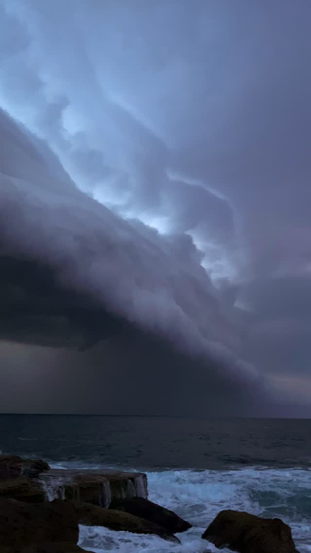 One of the craziest skies I’ve ever captured 🌩️