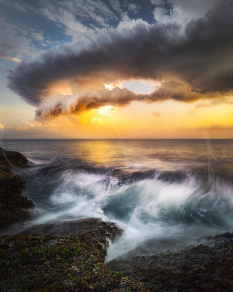 Arcus – A Shelf Cloud Storm Over Sydney’s Coastline
