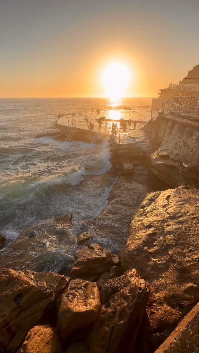 Daily Sunrise at Bronte 🌊