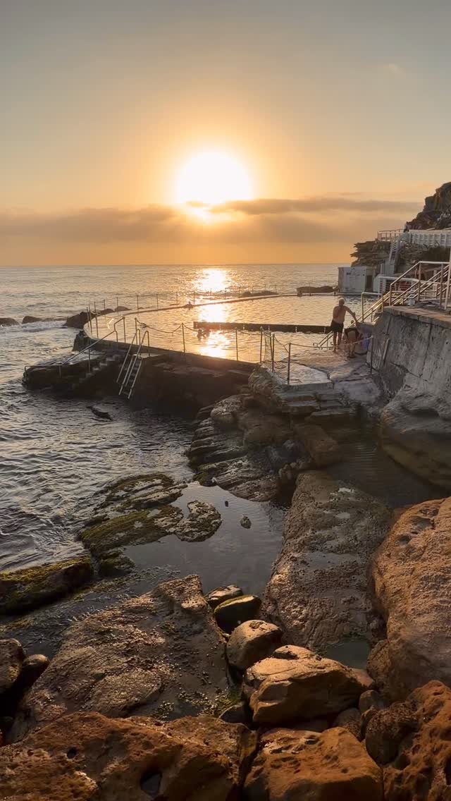 Daily Sunrise at Bronte 🌊