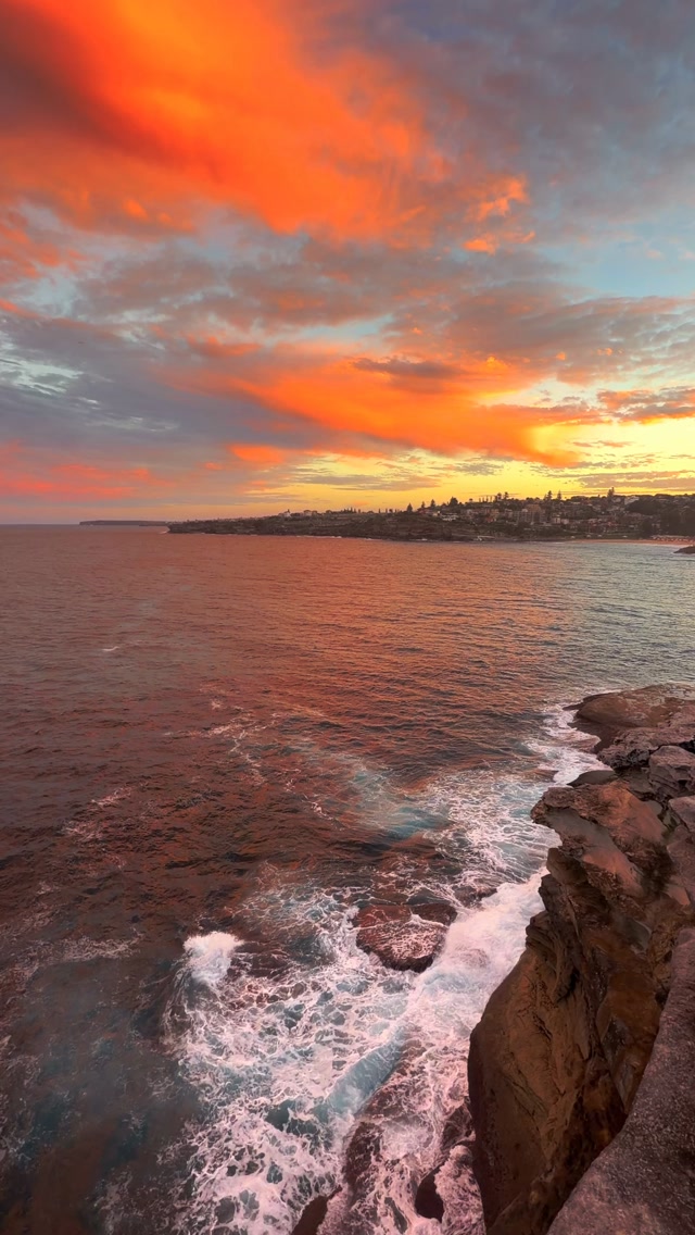 Another unreal sunset over Bondi 🙌🏼