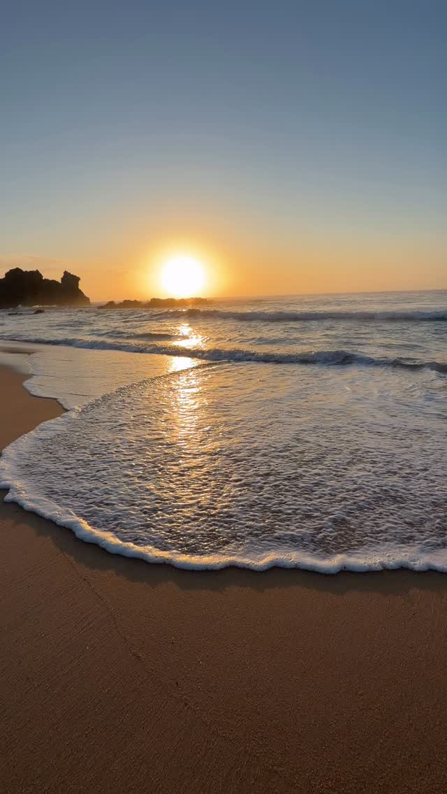 #goodmorning #Australia #feelnewsydney #feelnsw 
#exploreaustralia #seeaustralia #sunrise
#seeaustralia #sunriselover #landscapephotography #seascapes  #discoverearth