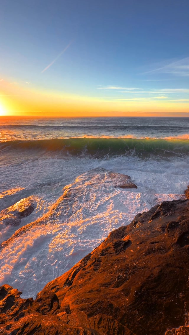 Starting the day where the light first touches the water 💛