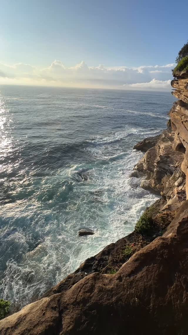 #goodmorning #Bronte #Australia #BronteBeach #feelnewsydney #feelnsw 
#exploreaustralia #Bondi #bondibeach #ilovesydney #seeaustralia #sunrise
#bondilife #seeaustralia #sunriselover #landscapephotography #seascapes  #discoverearth