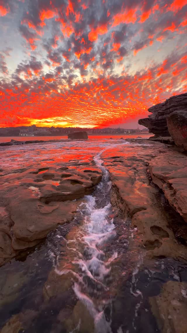 Hard to imagine a better sunset than this 🔥❤️