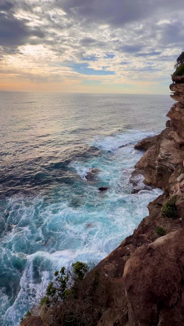 #bestsunrise  #exploreaustralia #bronte #Australia #BronteBeach #feelnewsydney #feelnsw #Bondi #bondibeach #ilovesydney #seeaustralia #sunrise #art #fineartphotography
#sunriselover #landscapephotography #seascapes  #discoverearth #moody #australianphotography #visualarts