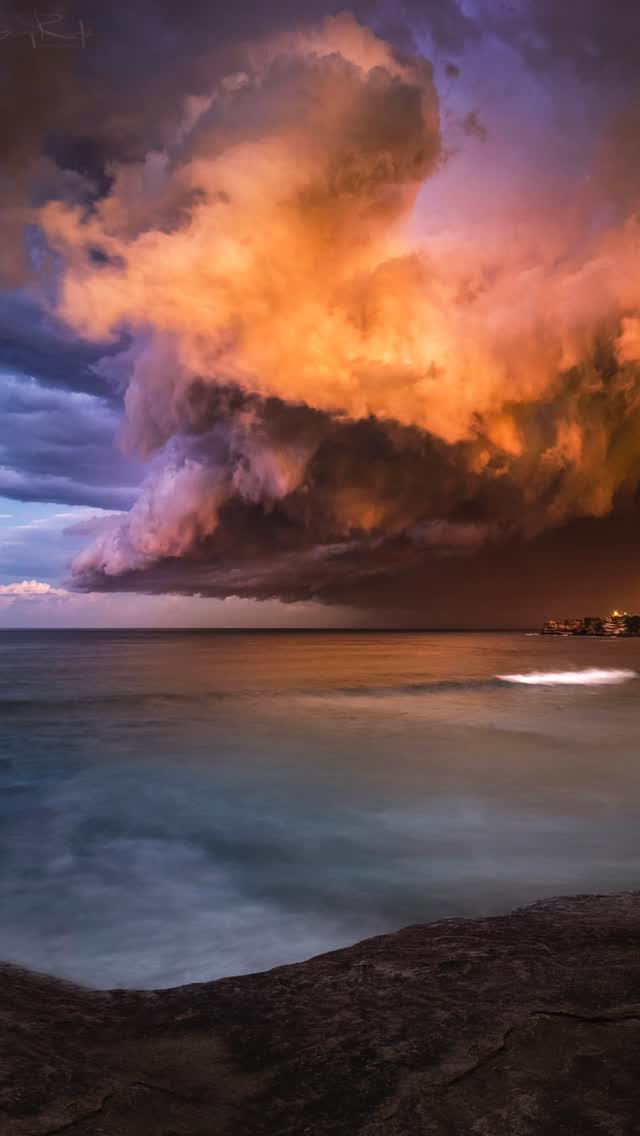 Australia’s most dramatic ocean storm moments 🌊