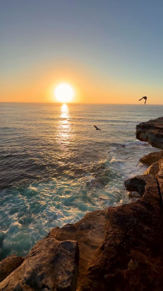 #bestsunrise  #exploreaustralia #bronte #Australia #BronteBeach #feelnewsydney #feelnsw #Bondi #bondibeach #ilovesydney #seeaustralia #sunrise #art #fineartphotography
#sunriselover #landscapephotography #seascapes  #discoverearth #moody #australianphotography #visualarts