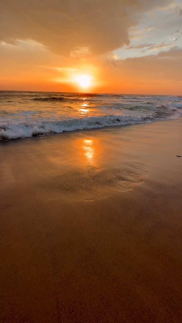 Daily Sunrise at Bronte Beach 🌅