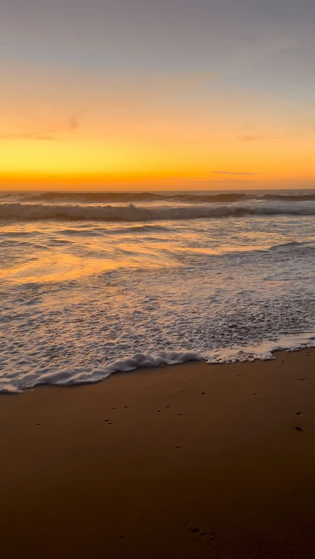 Daily Sunrise at Bronte Beach 🌅
16/03/26