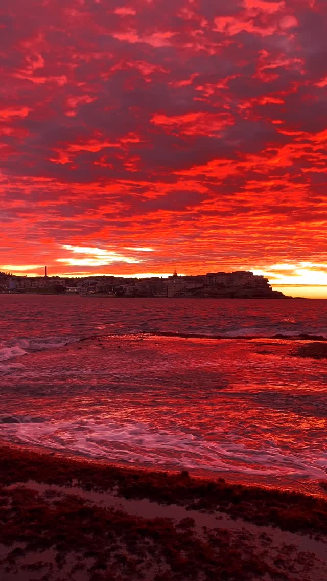 Do sunrises get any better than this 🔥❤️