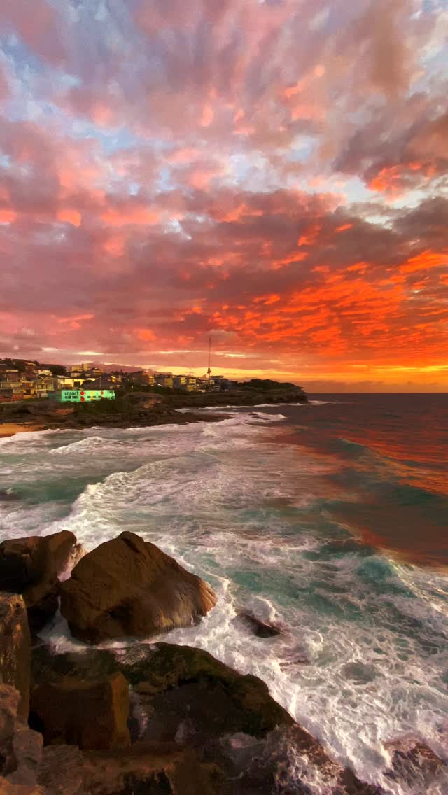 I still haven’t found a better place to watch the sunrise in Sydney 🫶🏻