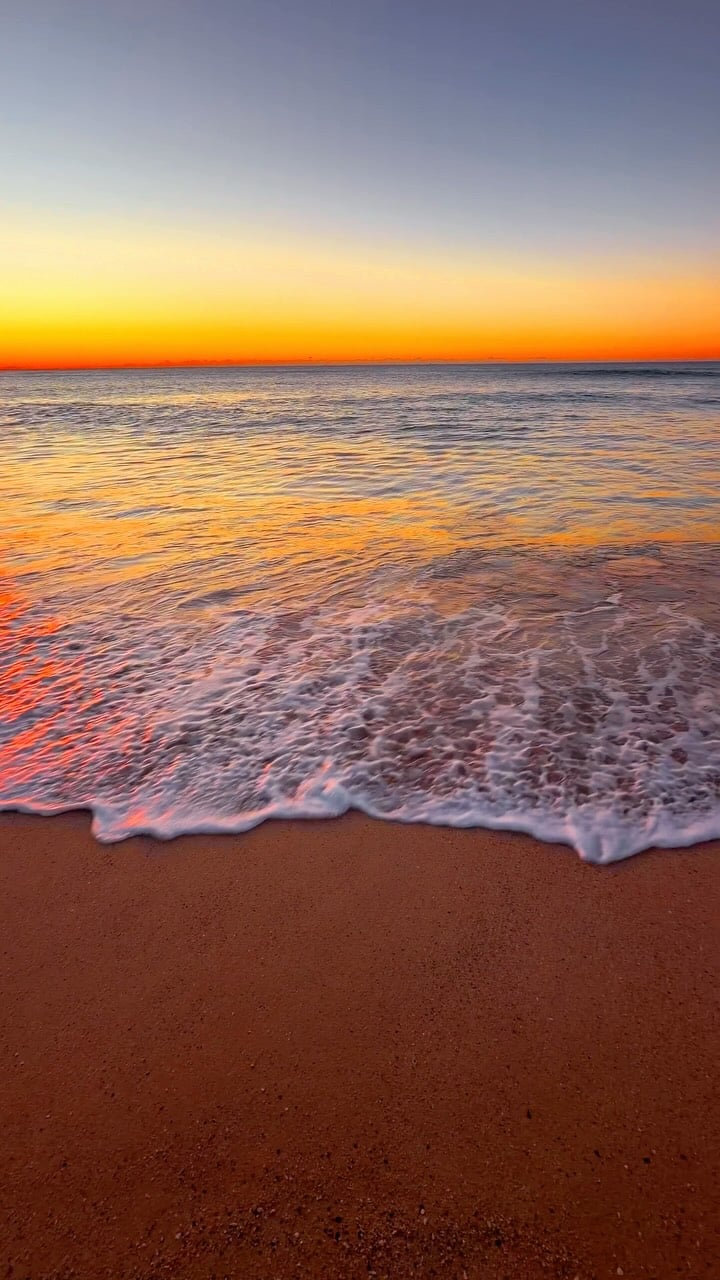 Daily Sunrise at Bronte Beach 🌅