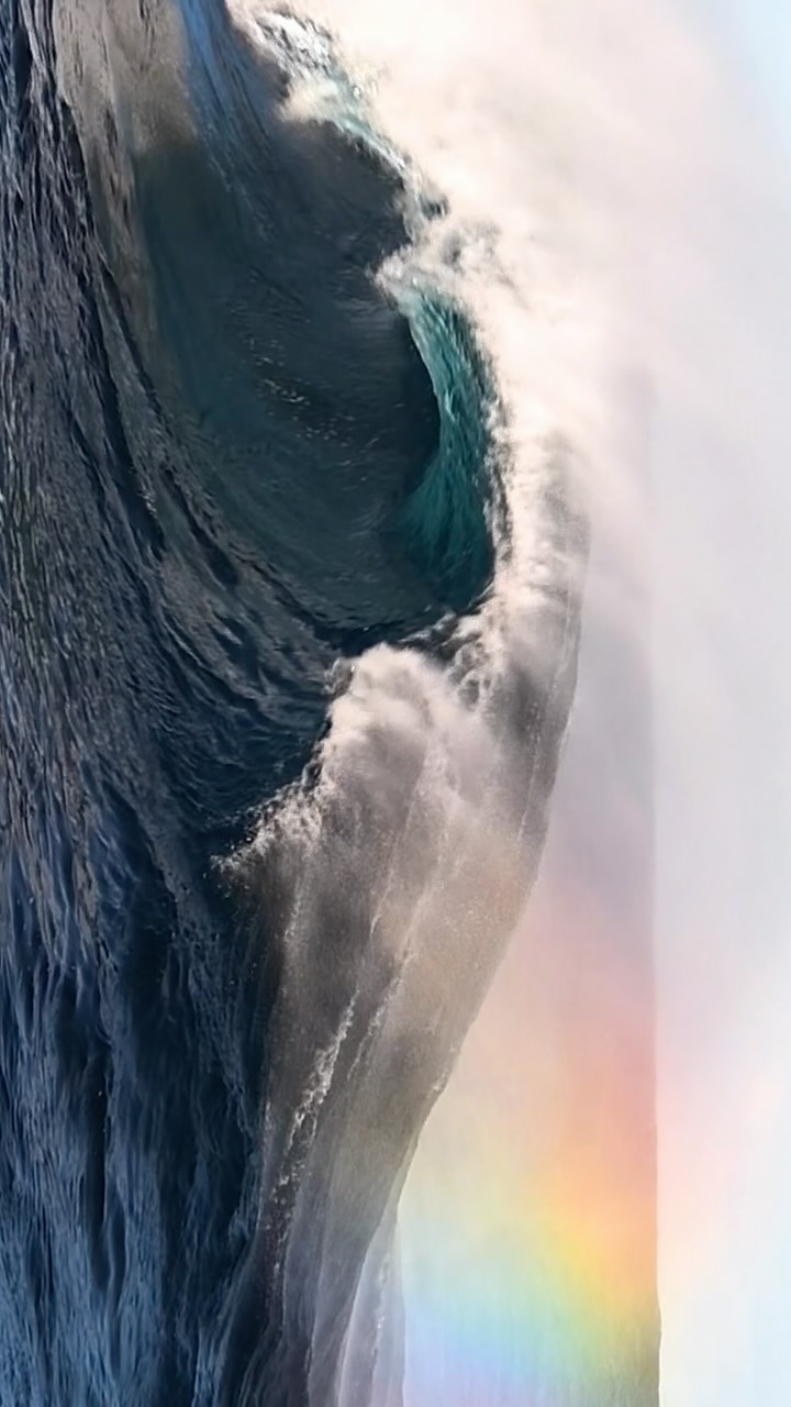 Peace comes in waves 🌊🌈