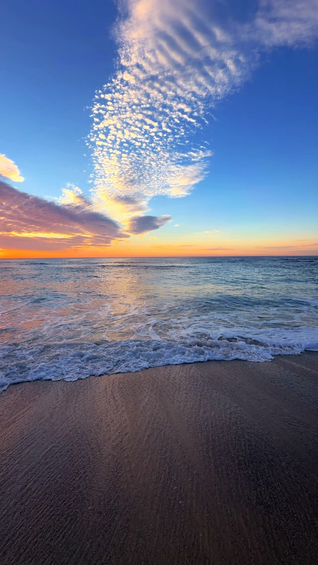 Starting the day where the light first touches the water 💛