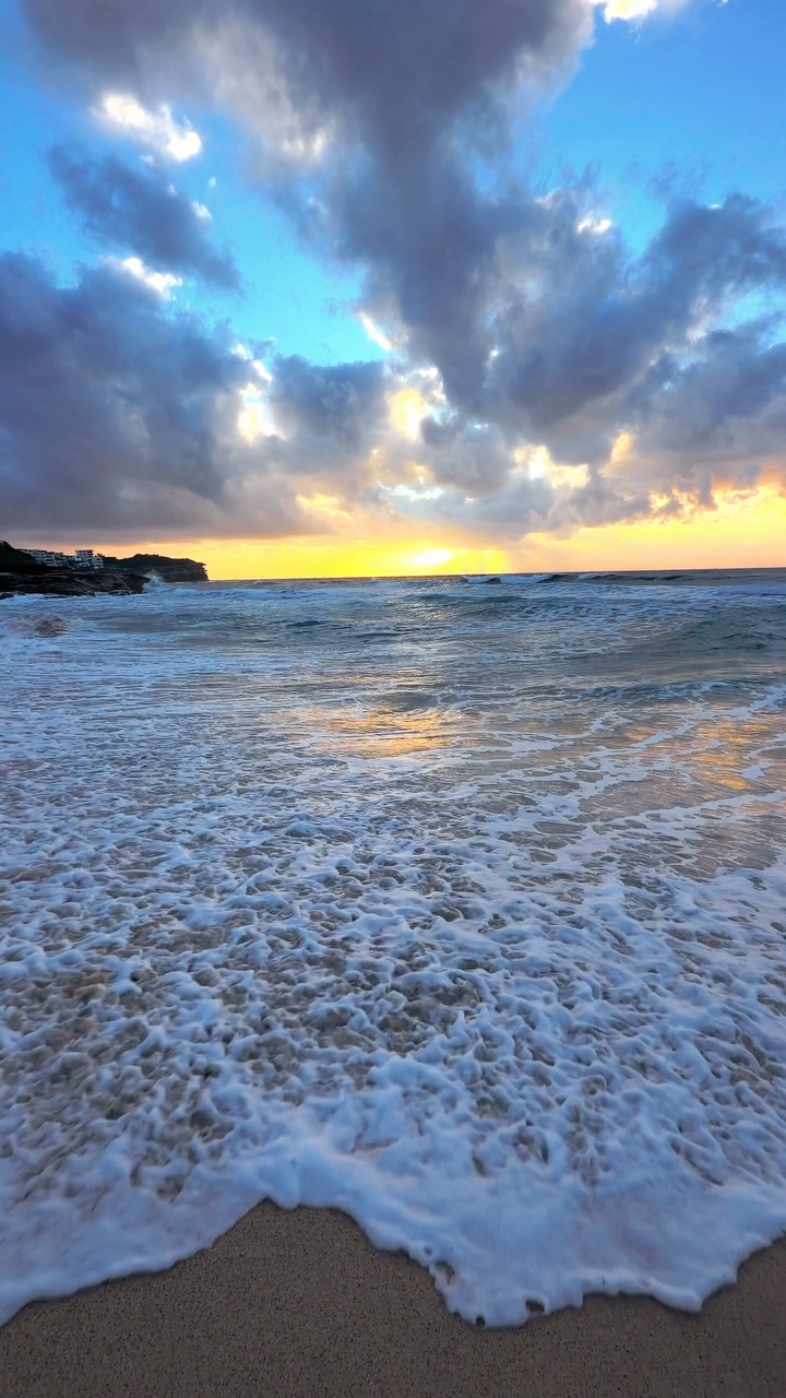Bronte Beach every day 💛